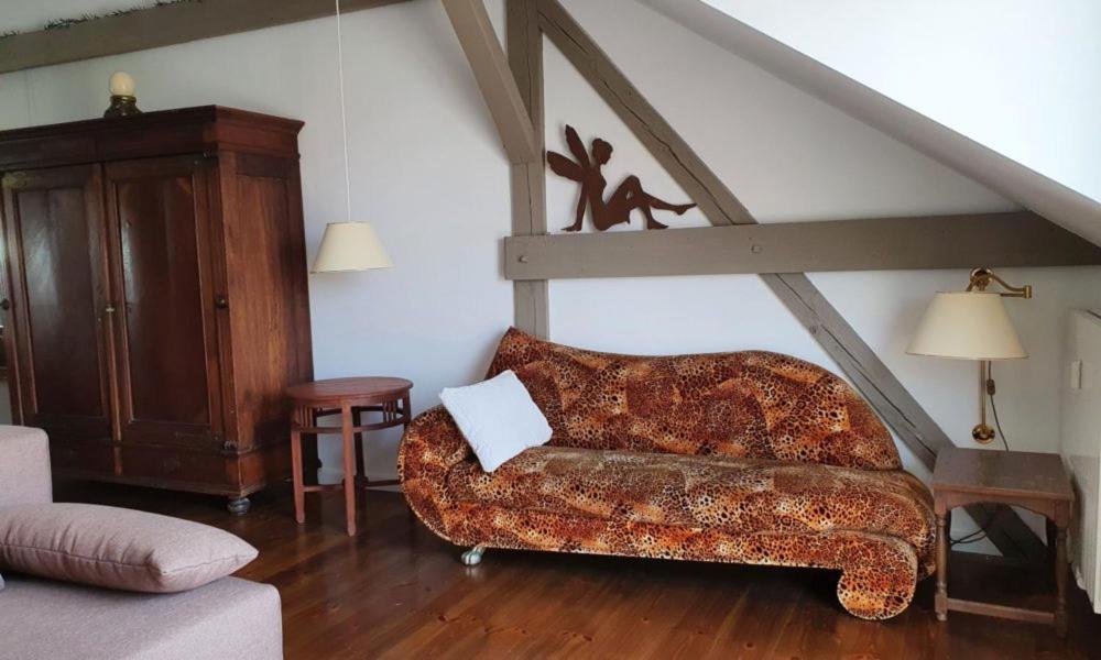 Apartment Loggiahaus Am Schloss, 5 Ferienwohnungen, Teils Mit Schloss- Und Seeblick Rheinsberg