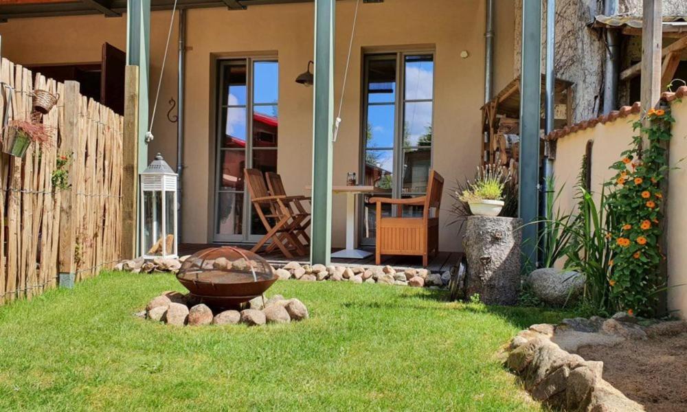 Apartment Loggiahaus Am Schloss, 5 Ferienwohnungen, Teils Mit Schloss- Und Seeblick Rheinsberg