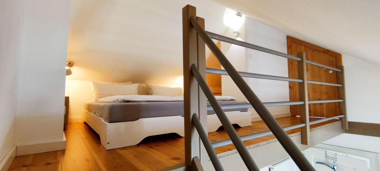 Apartment Loggiahaus Am Schloss, 5 Ferienwohnungen, Teils Mit Schloss- Und Seeblick Rheinsberg