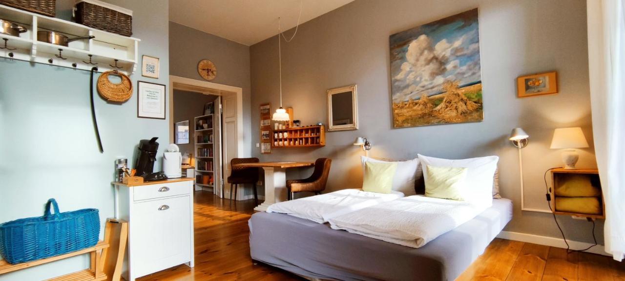Loggiahaus Am Schloss, 5 Ferienwohnungen, Teils Mit Schloss- Und Seeblick Apartment *