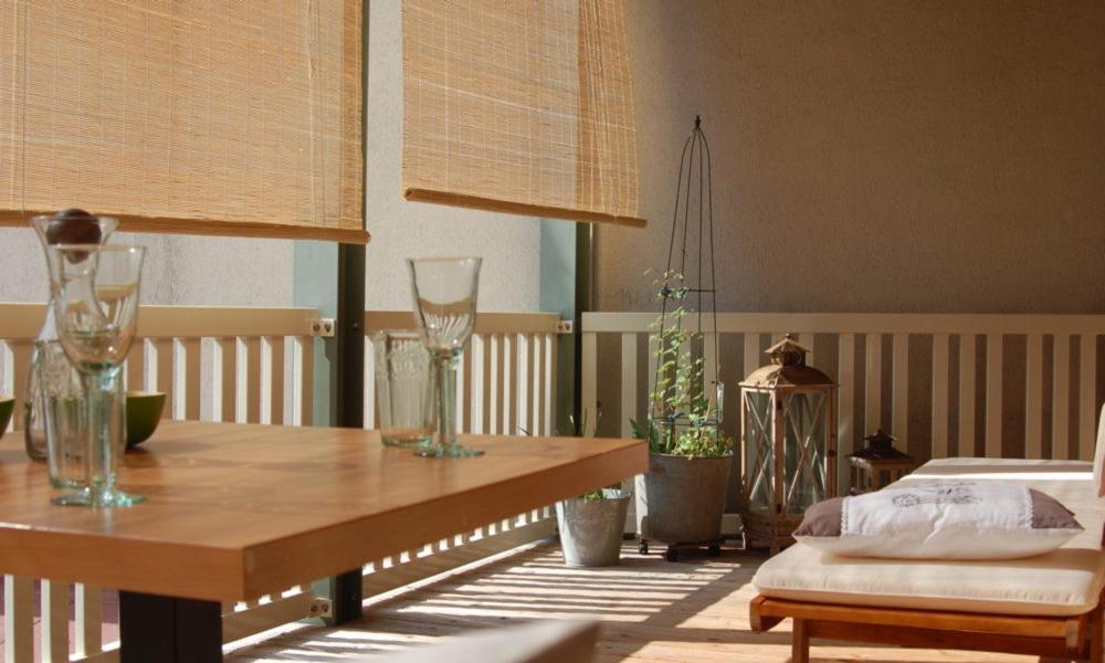 Apartment Loggiahaus Am Schloss, 5 Ferienwohnungen, Teils Mit Schloss- Und Seeblick *
