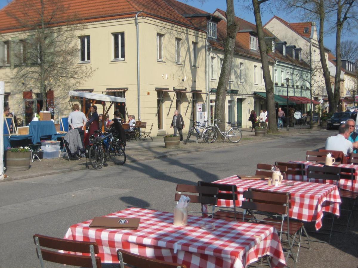 Loggiahaus Am Schloss, 5 Ferienwohnungen, Teils Mit Schloss- Und Seeblick Rheinsberg
